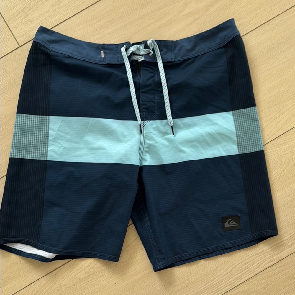 Quiksilver Men's Blue Swim Shorts